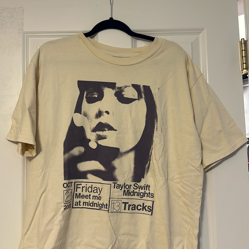 Taylor swift midnights album release day tshirt